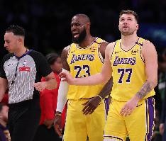 ESPN：湖人应更多利用詹姆斯&amp;东契奇挡拆 骑士时LBJ&amp;欧文挡拆更多